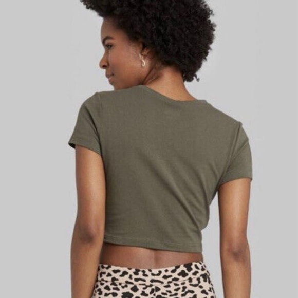 🦋4/$20 SALE - wild fable tee in olive green - Picture 2 of 5
